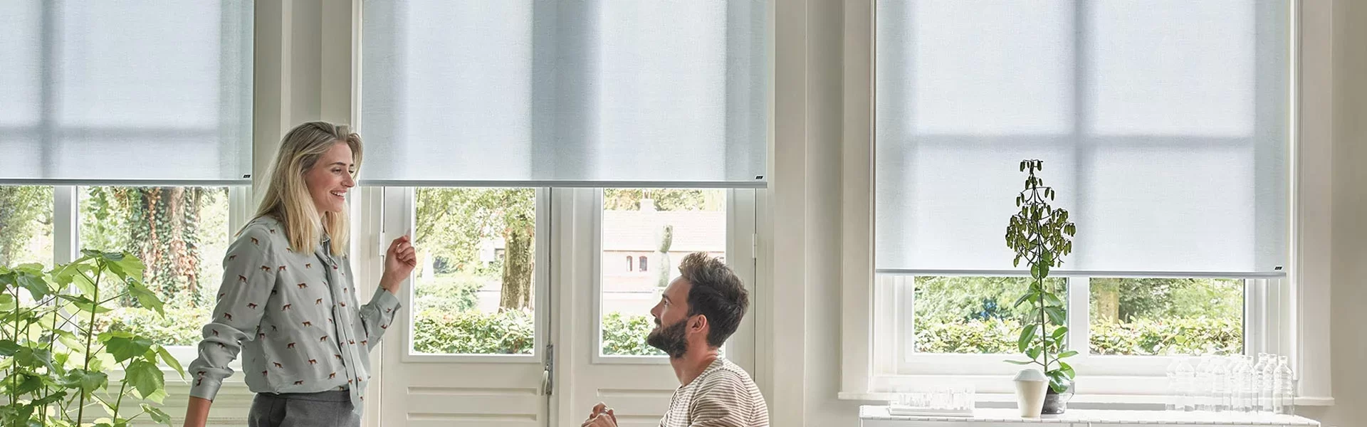 1670-raamdecoratie_rolgordijn-header.webp 1670-raamdecoratie_rolgordijn-header.webp