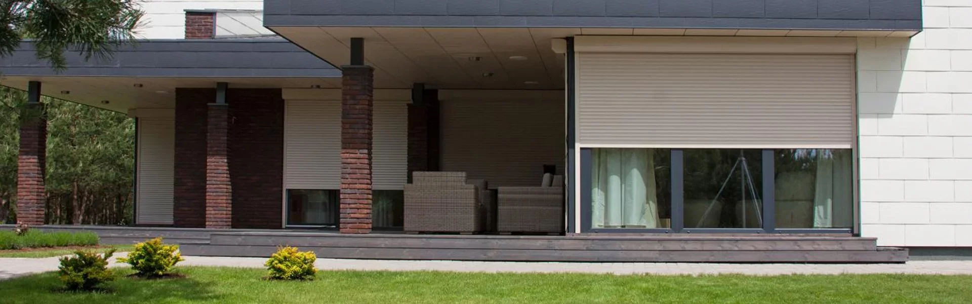 1781-buitenzonwering_rolluik-header.webp 1781-buitenzonwering_rolluik-header.webp